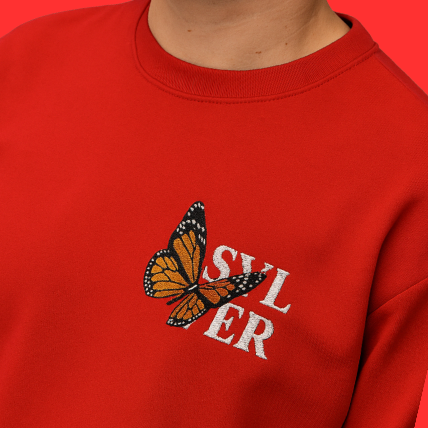EMBROIDERED RED T-SHIRT